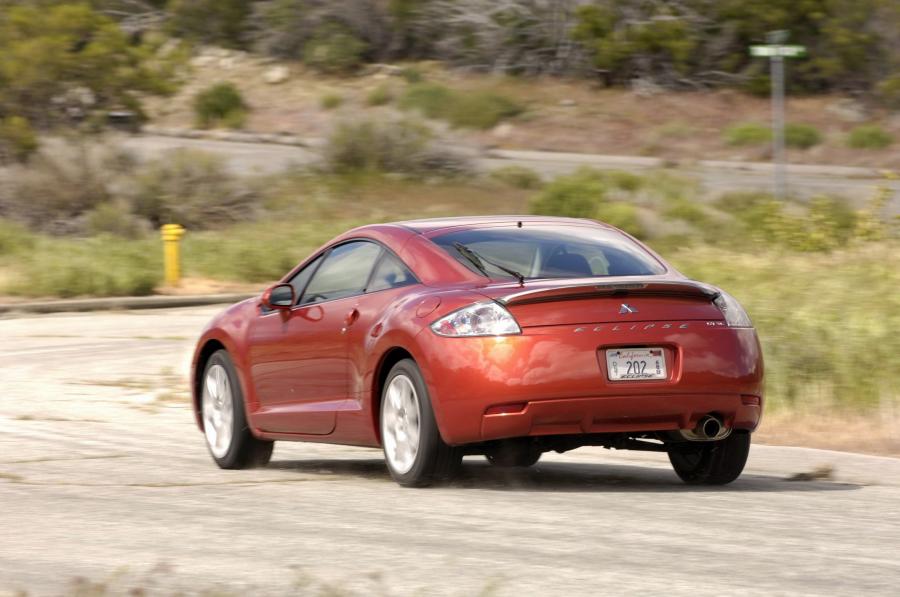  Mitsubishi Eclipse 2009 года  (фото 53 из 205)